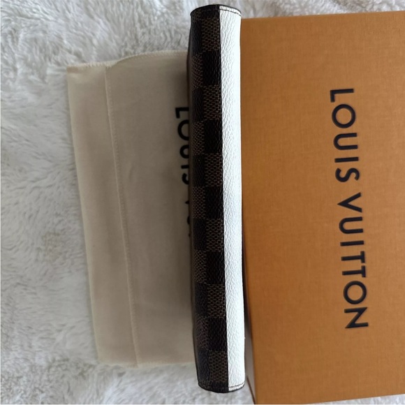 💙 Louis Vuitton Vivienne Holiday Damier Zippy Long Wallet Limited Edition 2019❄️ - Picture 8 of 15